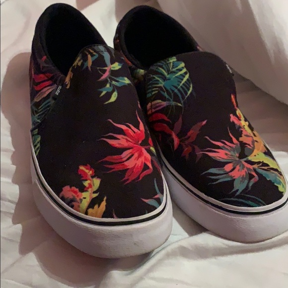 nike sb flower
